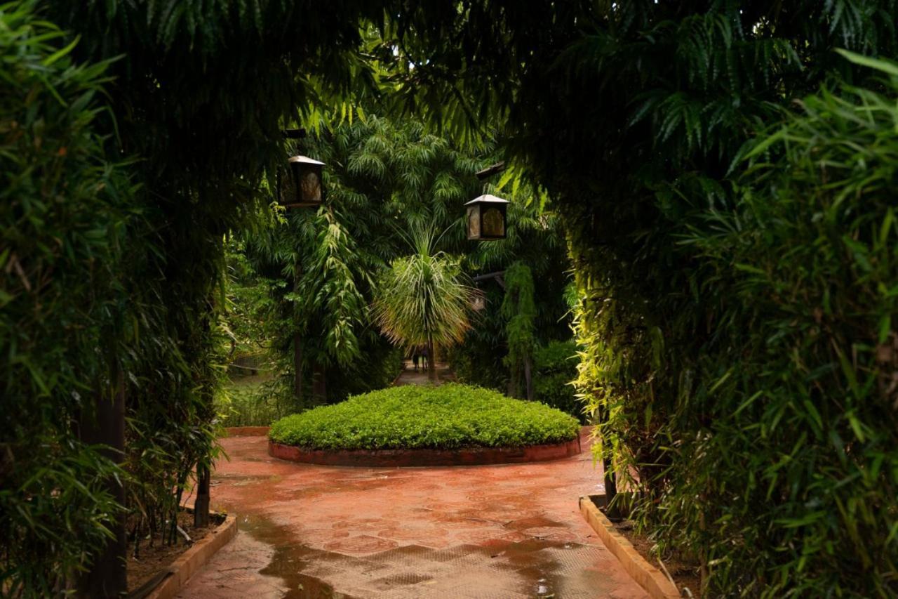 The Fern Ranthambore Forest Resort Rajasthan Савай-Мадхопур Экстерьер фото